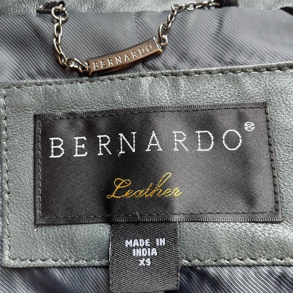 Bernardo Dark Green Grayish Soft Leather Jacket Size XS.  EUC. - Picture 5 of 11
